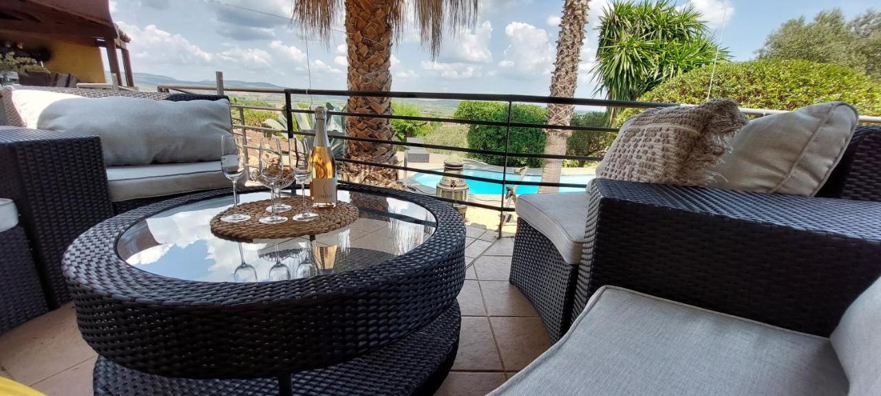 Beautiful Villa With A Stunning View Roujan Dış mekan fotoğraf